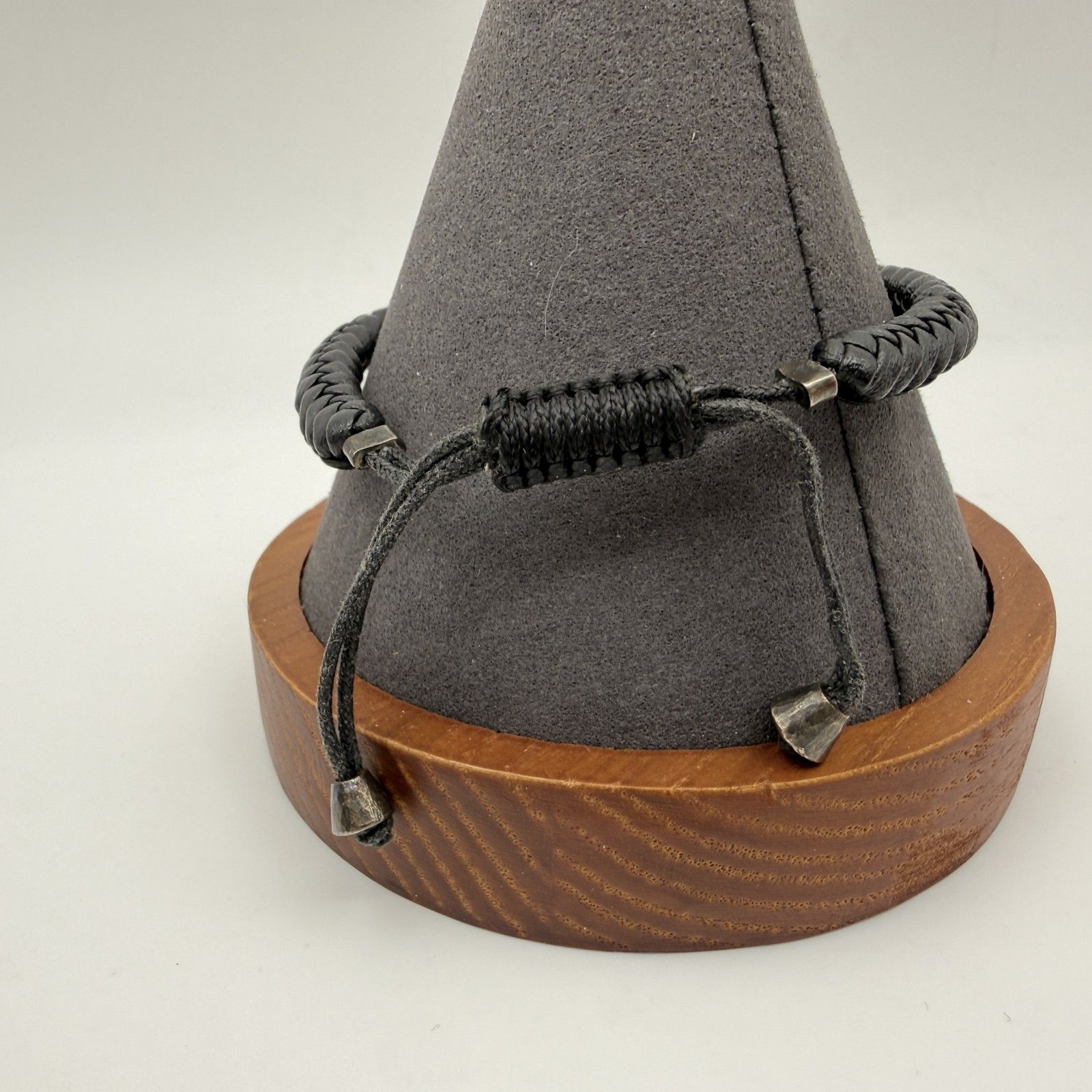 GUCCI（グッチ）クレストエンブレム 編み込みレザーブレスレット Ag925