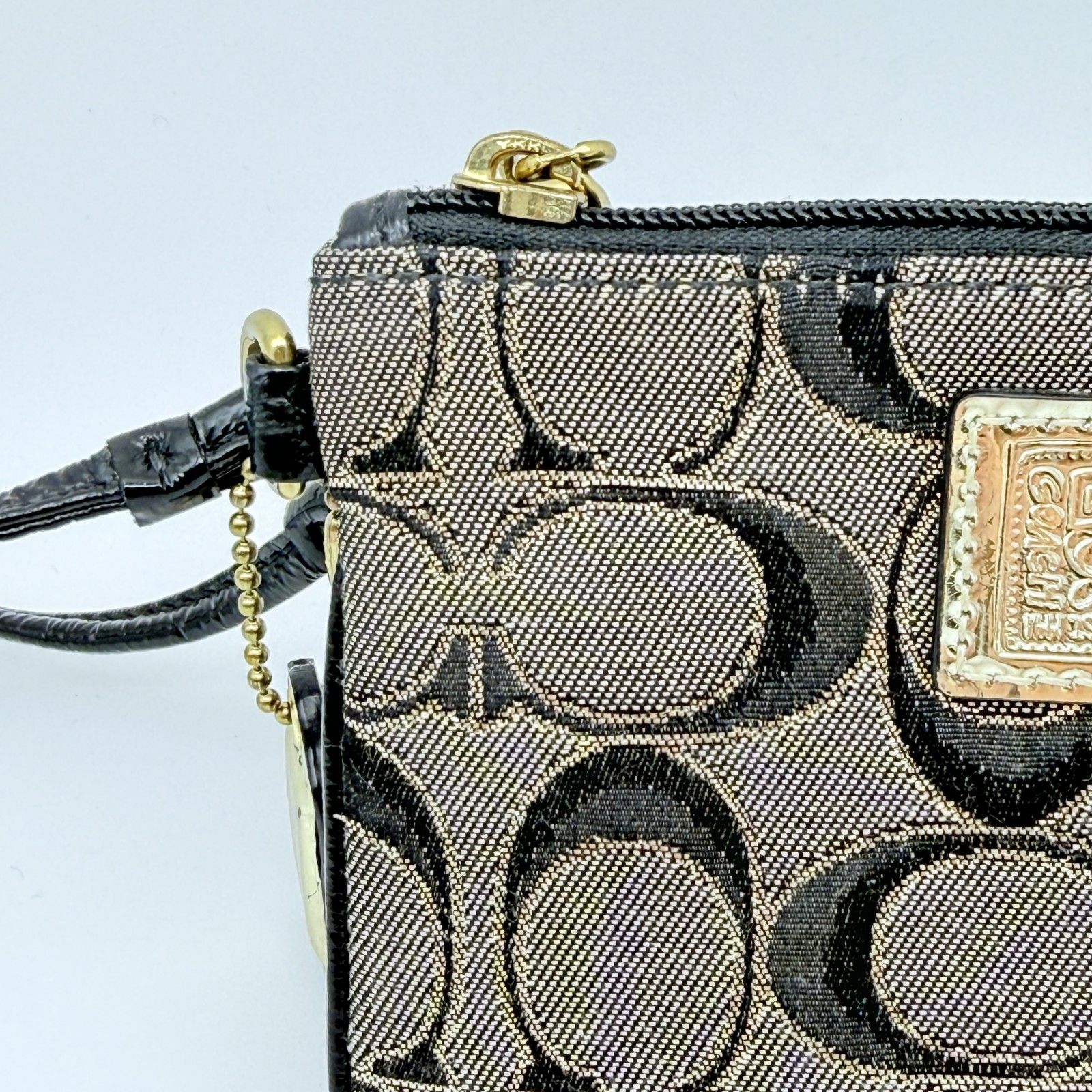 COACH（コーチ）シグネチャー リストレットポーチ キャンバス ブラック 