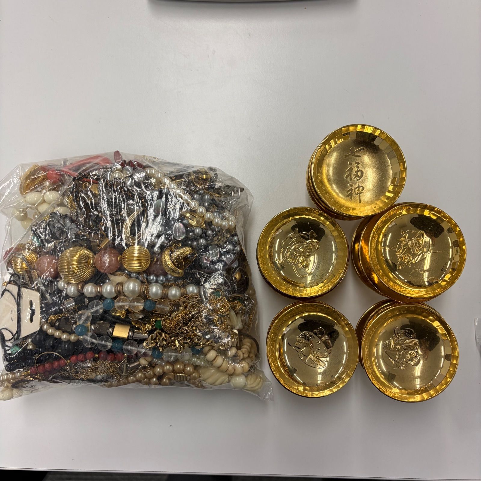 イミテーションアクセサリー まとめ売り 【アクセサリー】4.0㎏超え