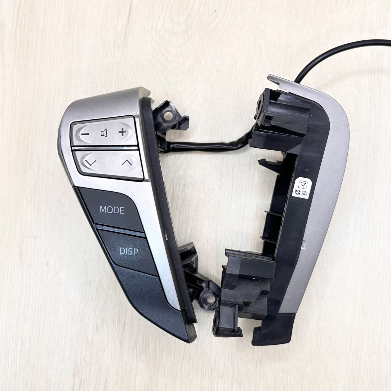 【LED打ち替え品】20アルファードヴェルファイア純正ステアリングスイッチピンク 20系 トヨタ アルファード ヴェルファイア ステアリングスイッチ 【LED