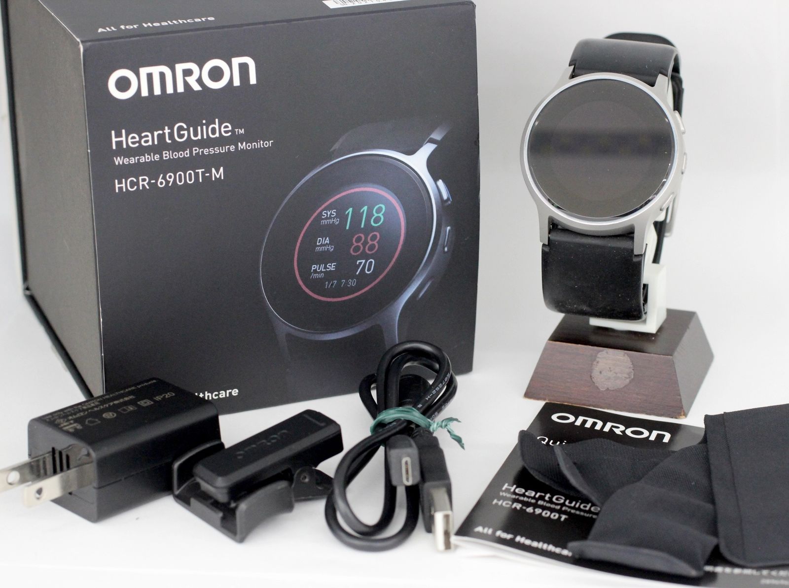 OMRON(オムロン) ウェアラブル血圧計 HCR-6900T-M Heart Guide Omron