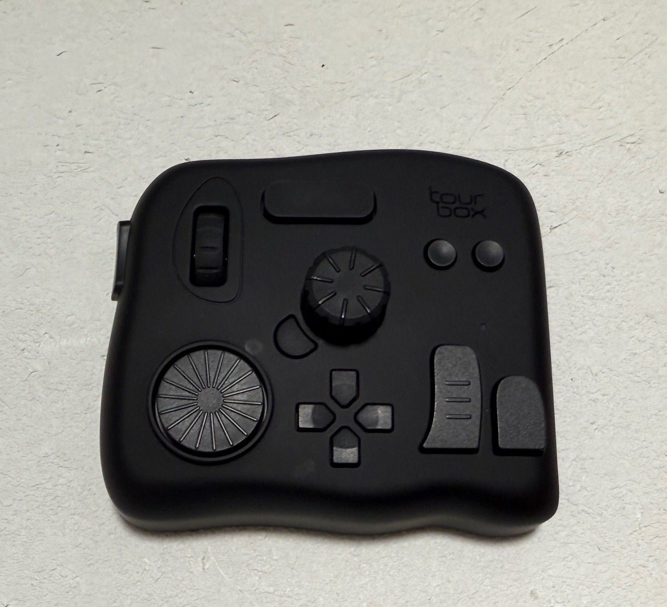 新品未開封 TourBox NEO ツアーボックス ネオ