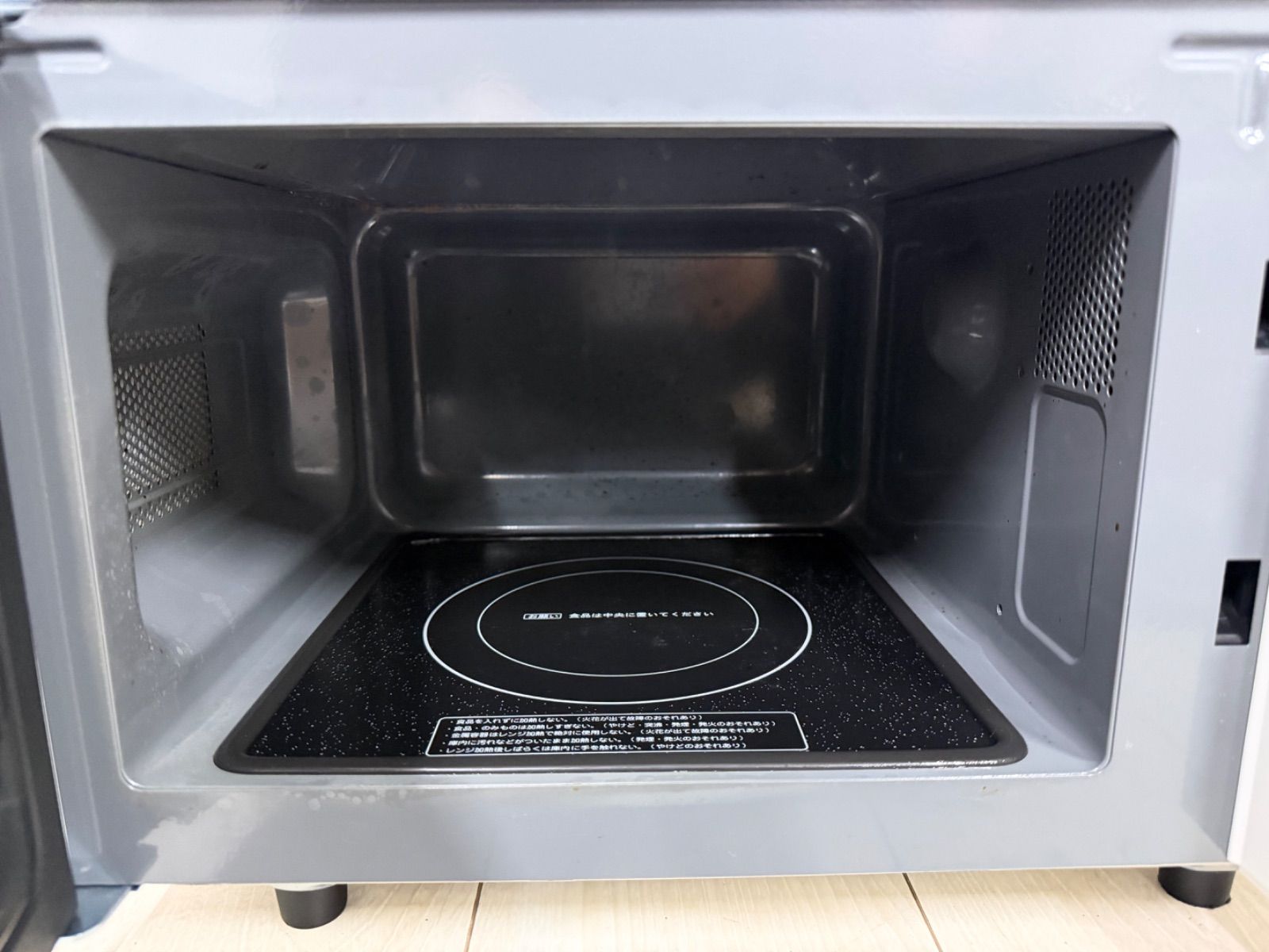 comfee' コンフィー 電子レンジ 25年製 ヘルツフリー - メルカリ