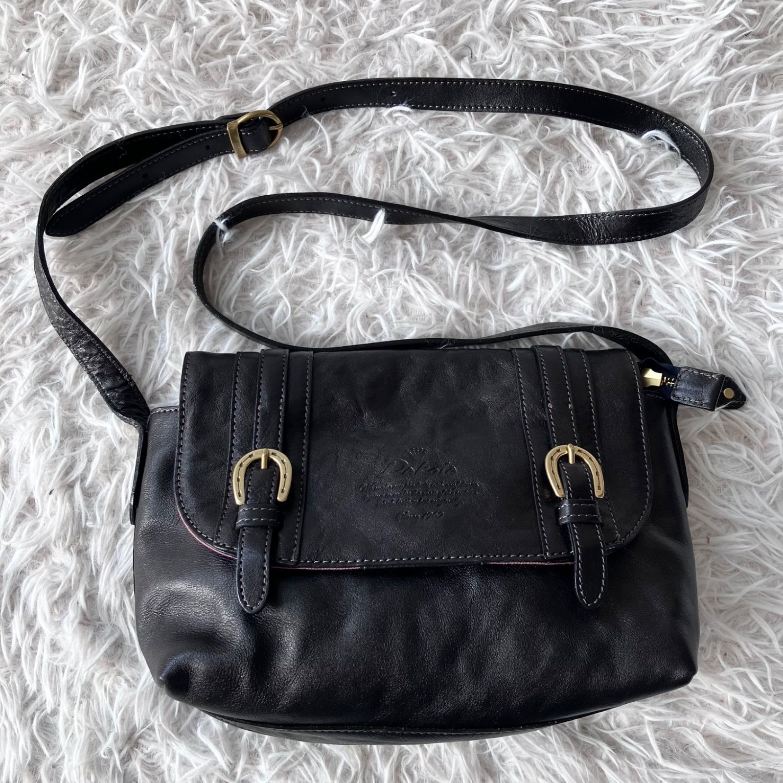 美品 DAKOTA ダコタ ミニショルダーバッグ レザー 本革 ブラック 斜め 