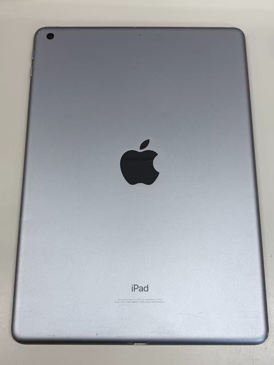 電池84% apple iPad (第5世代) 32GB スペースグレ - メルカリ
