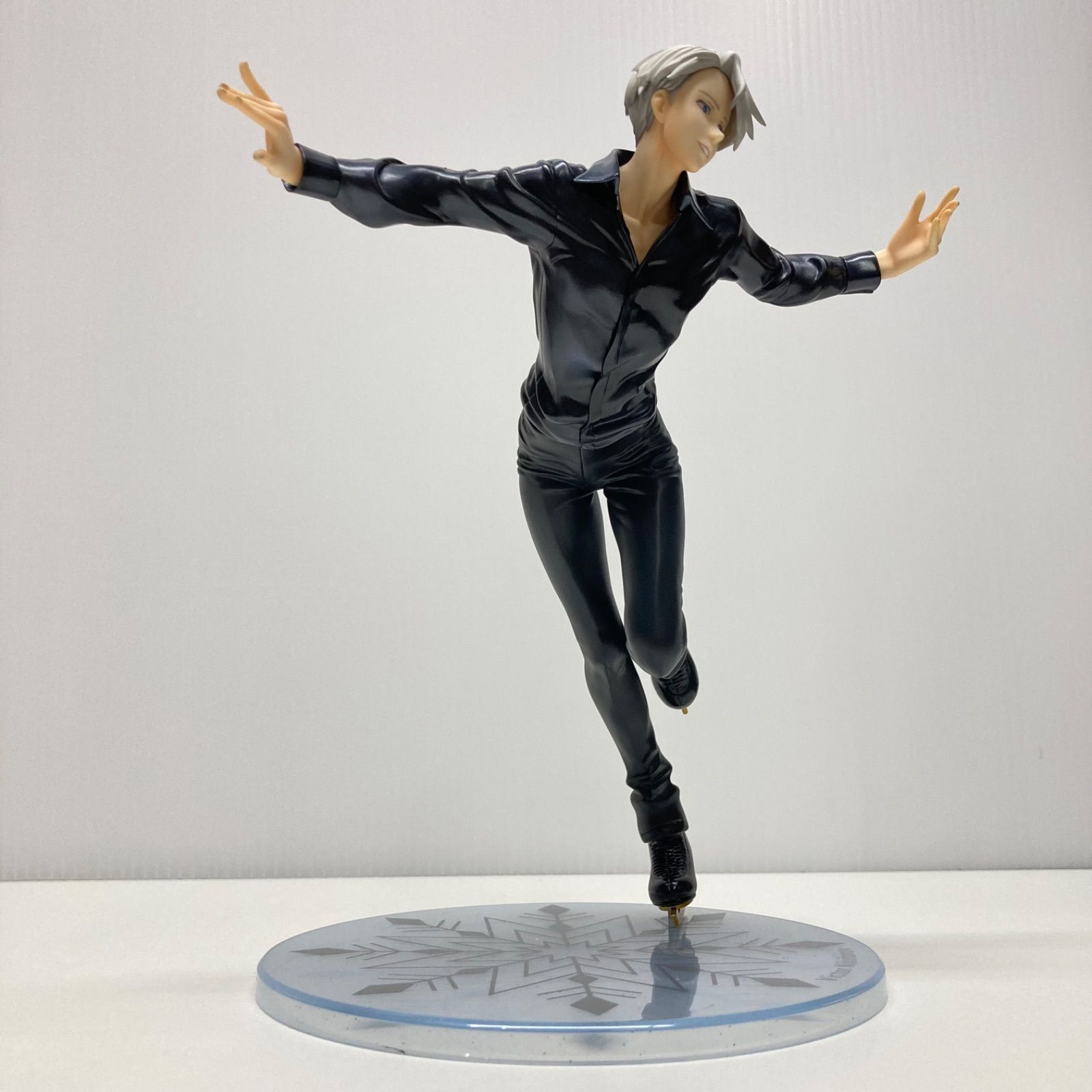 ユーリ!!! on ICE ヴィクトル・ニキフォロフ G.E.M. フィギュア
