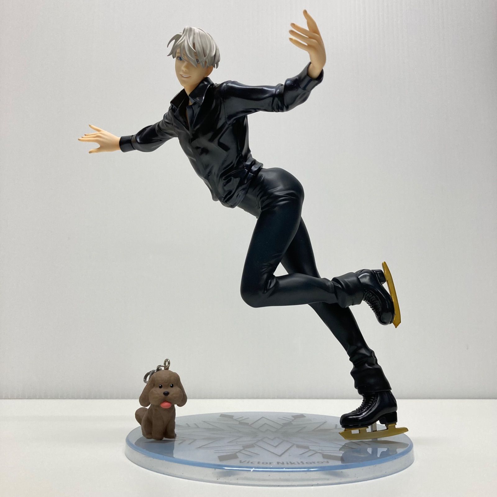 ユーリ!!! on ICE ヴィクトル・ニキフォロフ G.E.M. フィギュア