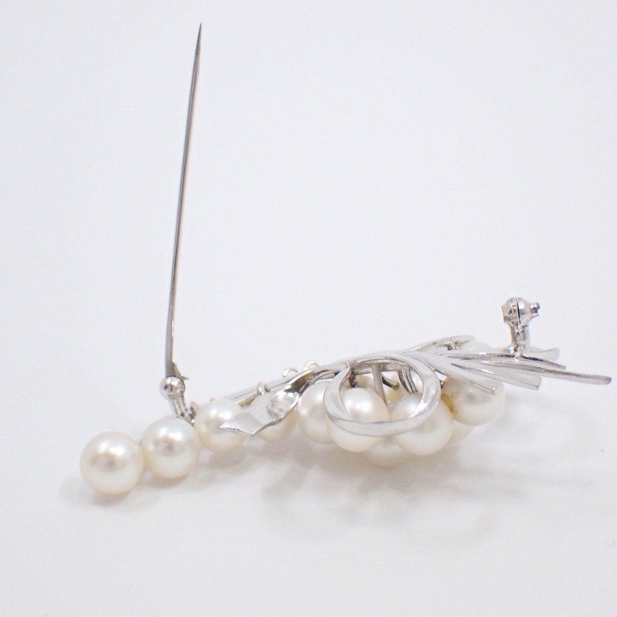 MIKIMOTO ミキモト フラワー リボンモチーフ ブローチ シルバー/パール