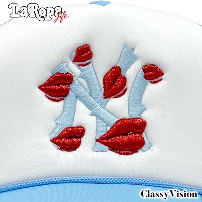 本国現地価格】 LA ROPA NY IS KISSING ME TRUCKER HAT 【LAROPA