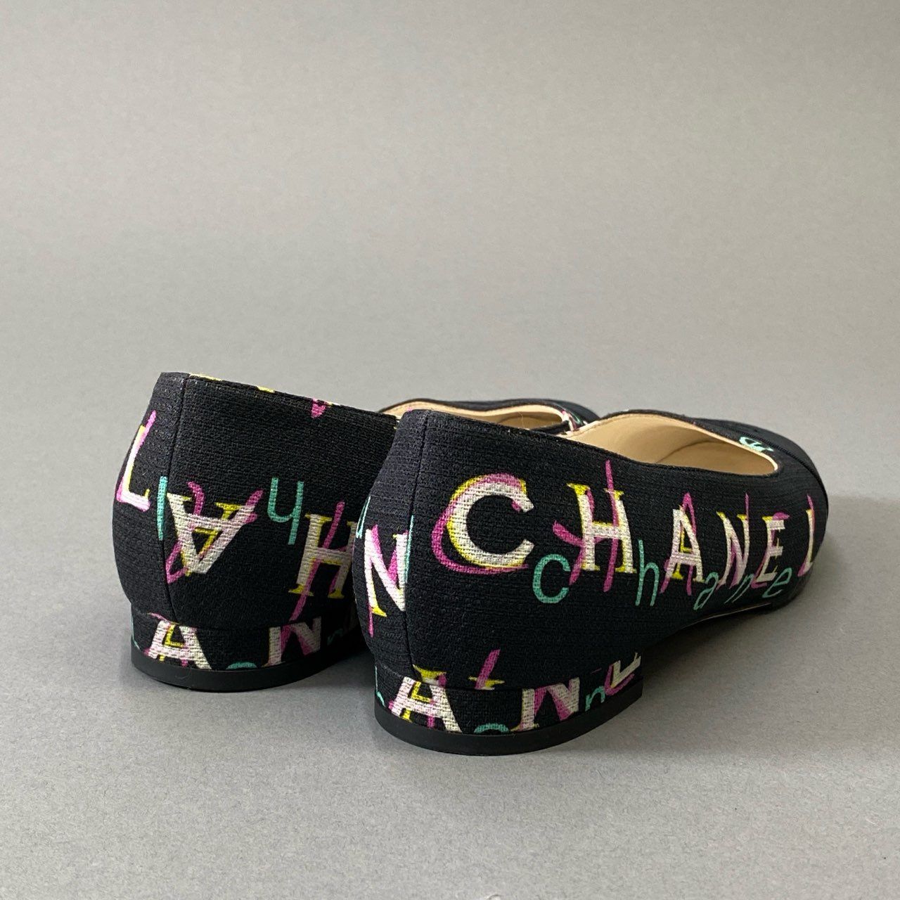 i18 《美品》 CHANEL シャネル ココマーク ロゴフラットシューズ