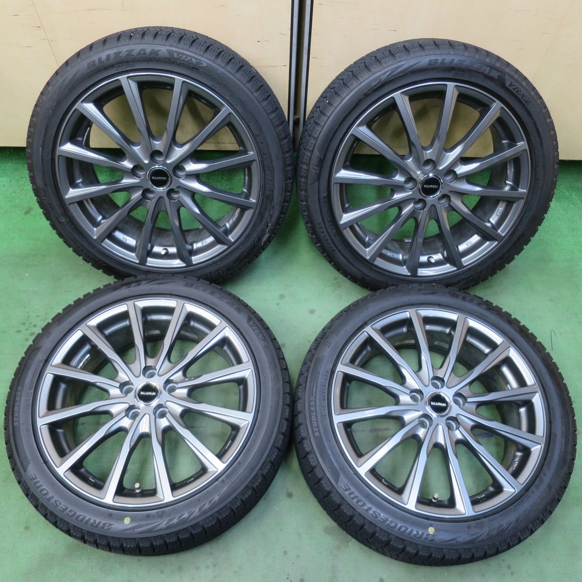 バリ溝！23年！キレイ！9.5分☆プリウス 等 215/45R17 スタッドレス 