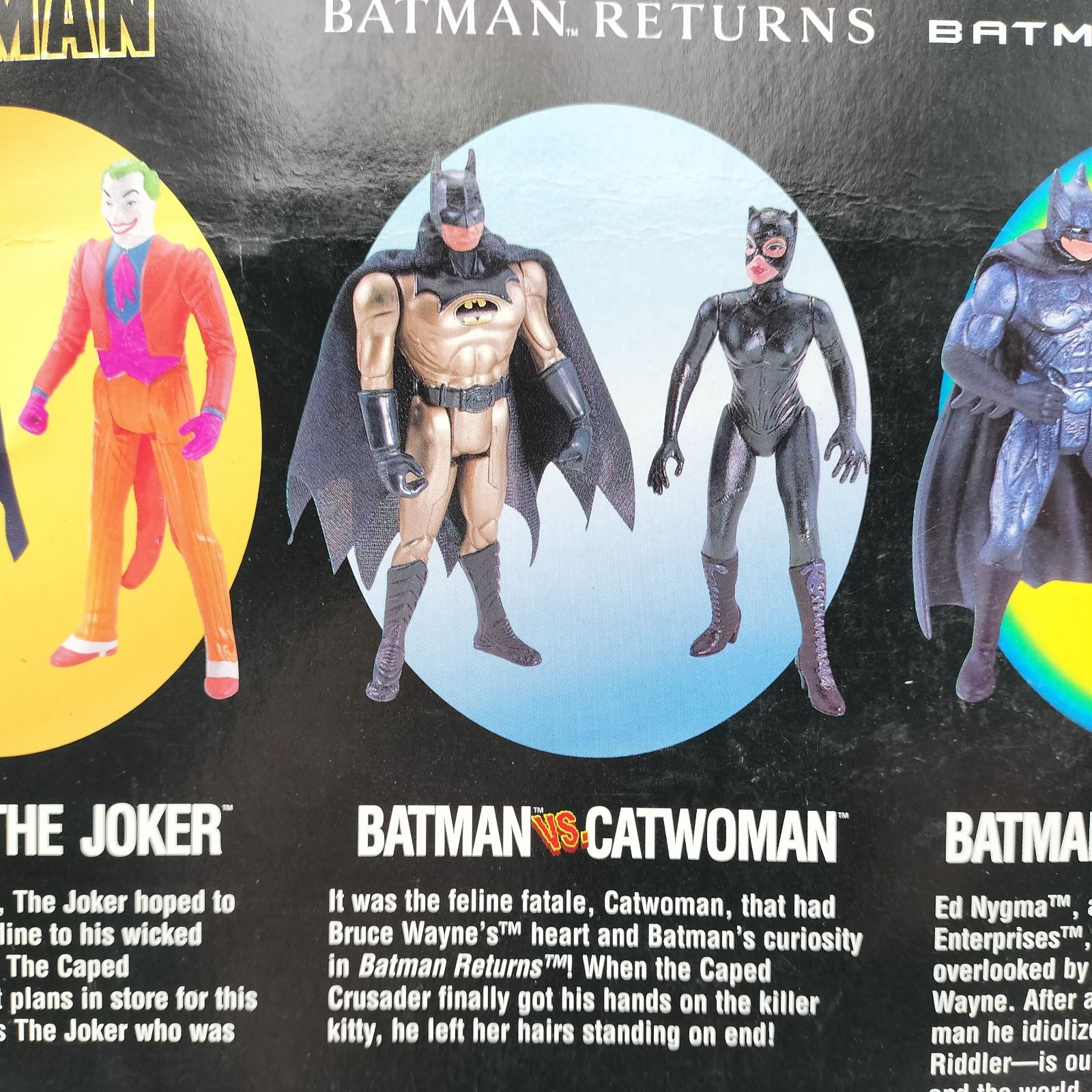 バットマン vs キャットウーマン フィギュア & マグカップ セット 