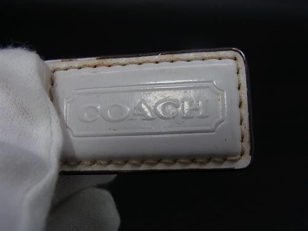 COACH コーチ フラワー キーホルダー バッグチャーム レディース