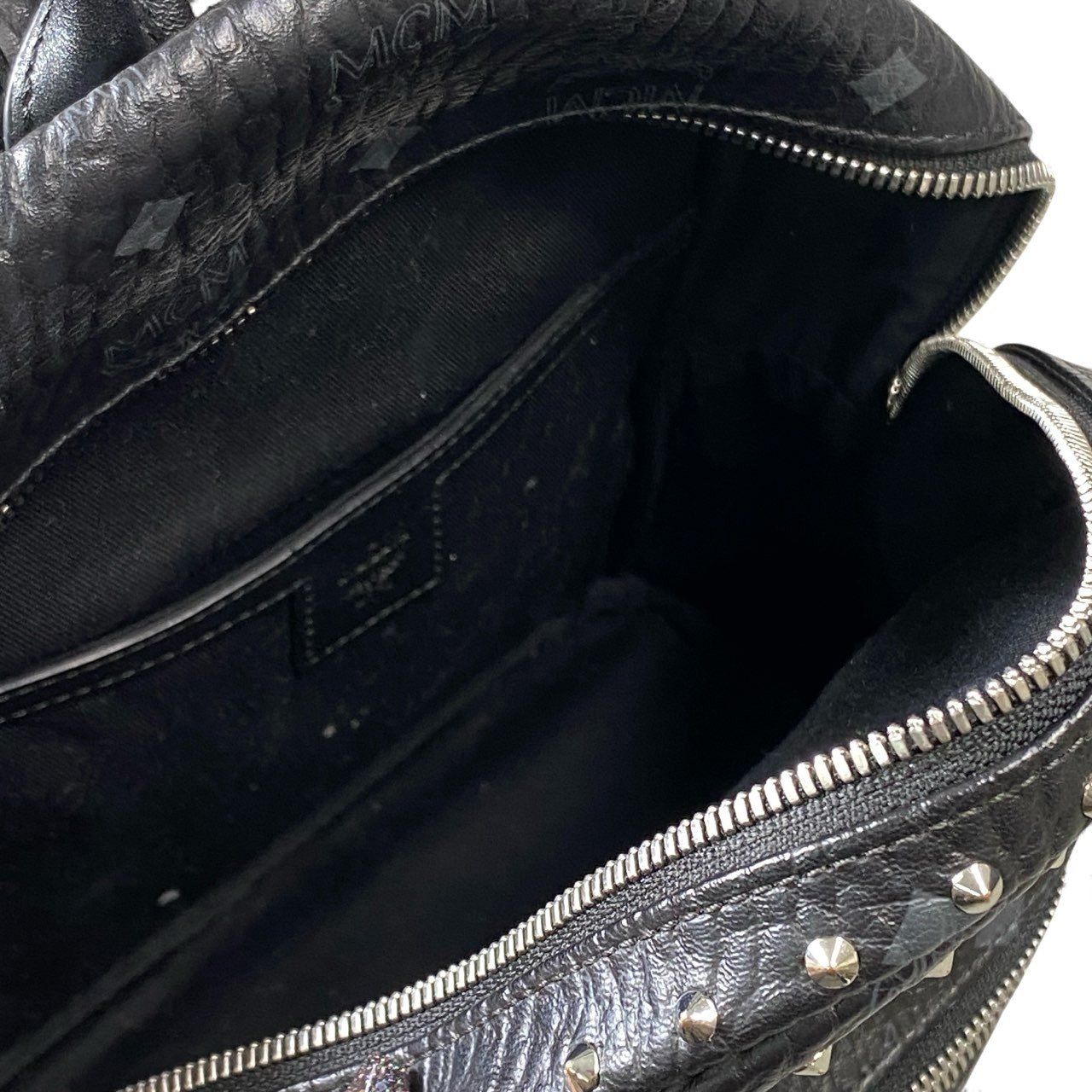 k16《美品》 MCM エムシーエム STARK BACK PACK スタッズ リュック 