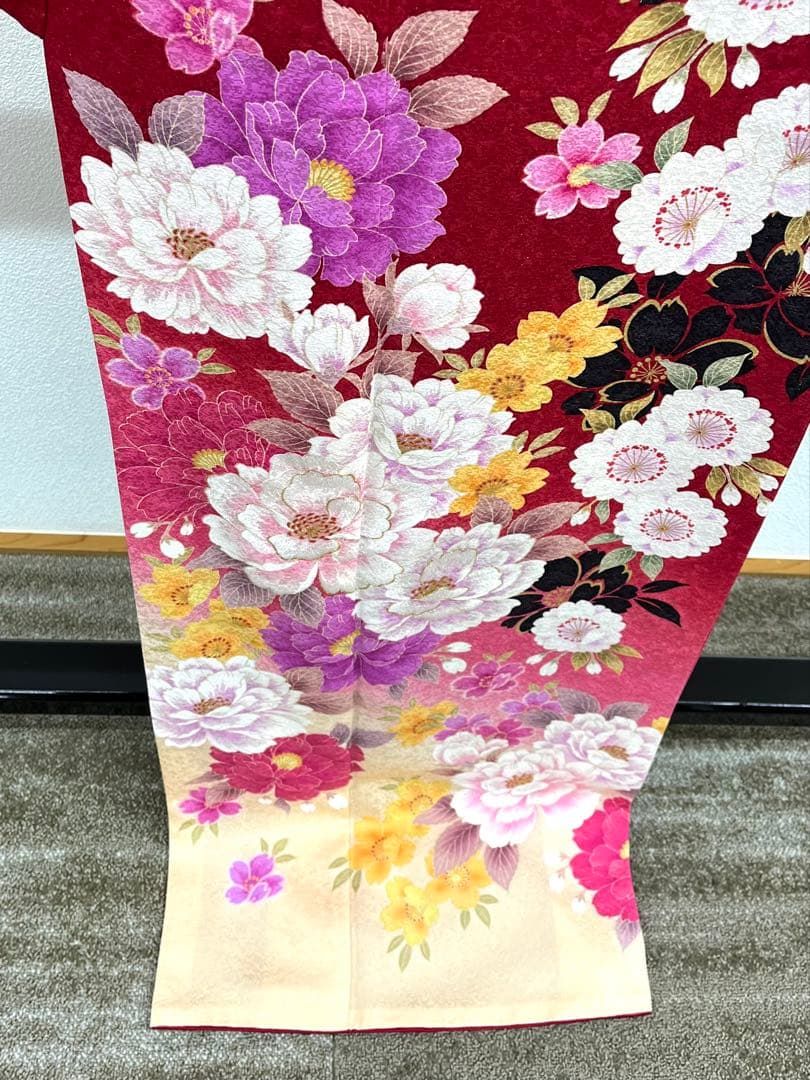 振袖 銀通し ラメ刺繍 金彩 紋意匠 身丈172cm 撥水加工済 MO3426 