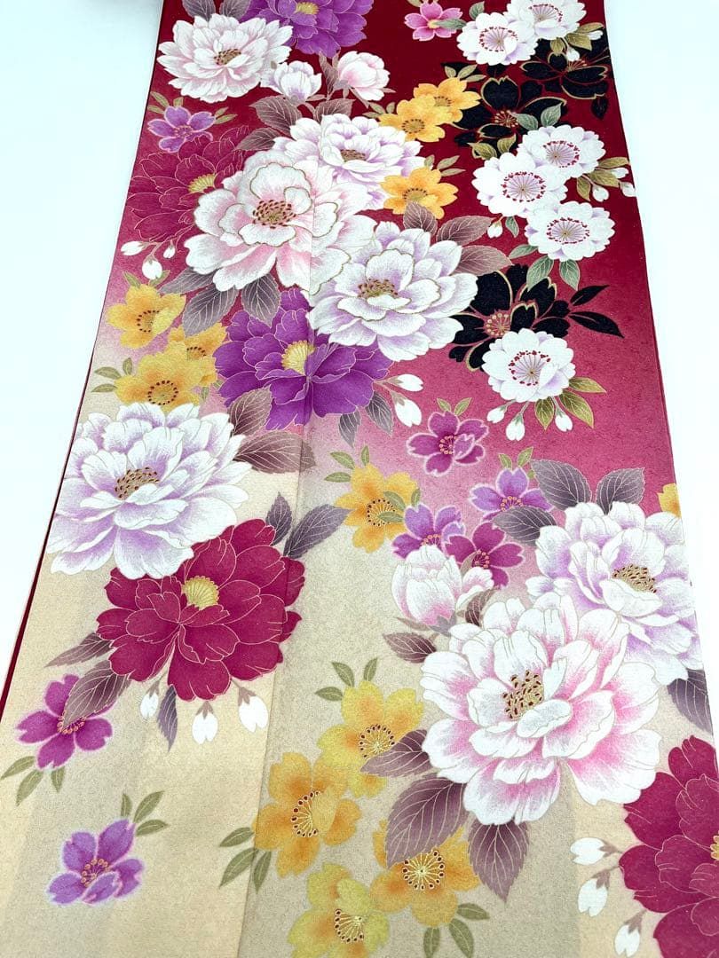 振袖 銀通し ラメ刺繍 金彩 紋意匠 身丈172cm 撥水加工済 MO3426 