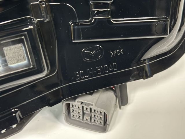 マツダ3 MAZDA3 BP5R 純正 左ヘッドライト Assy LED コンピューター付