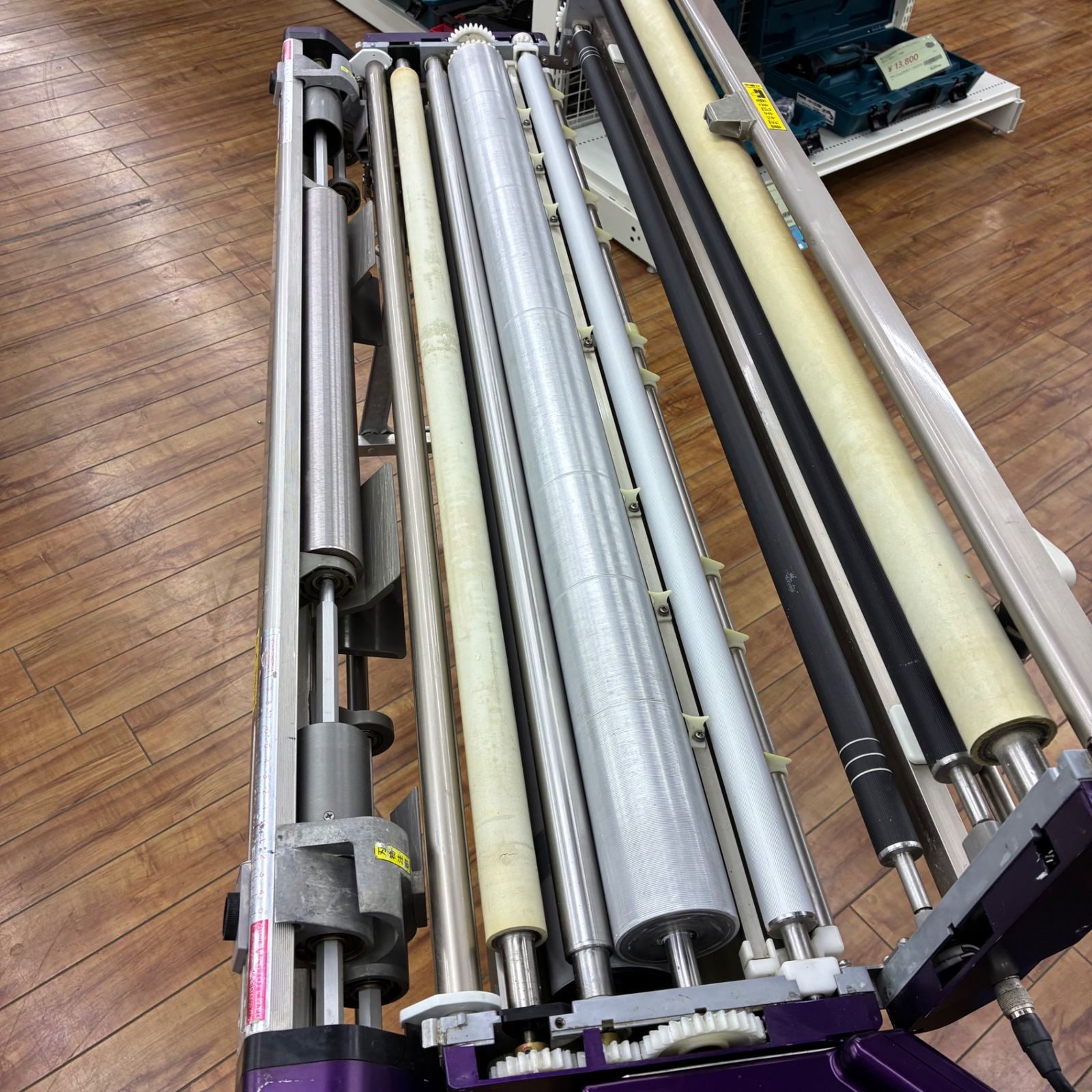 店頭引取限定】極東(KYOKUTO) Hi β MASTER 自動壁紙糊付け機 攪拌機