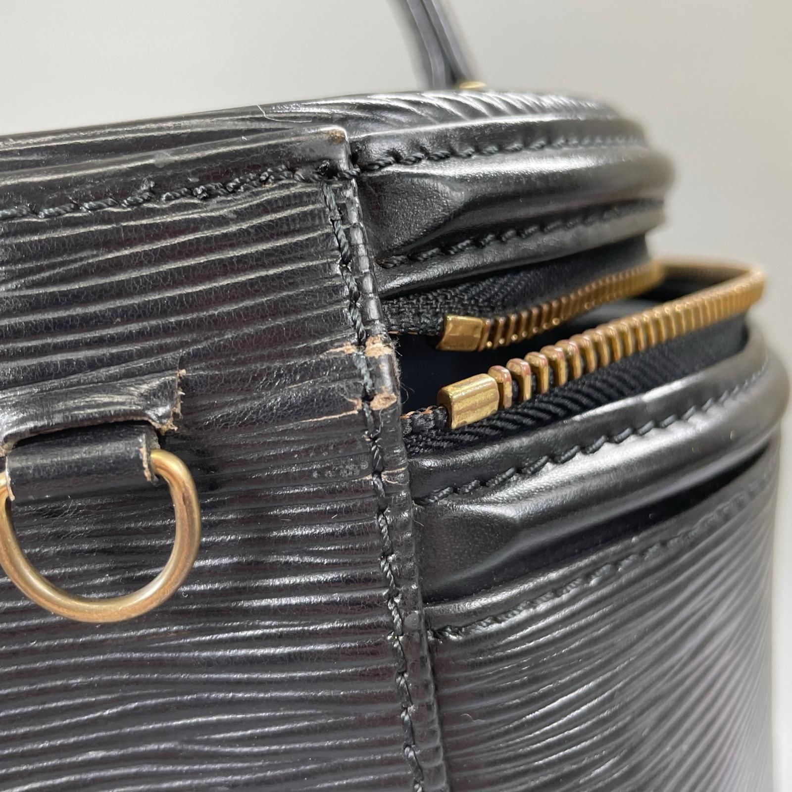 LOUIS VUITTON ルイ・ヴィトン エピ カンヌ バニティ ハンドバッグ 