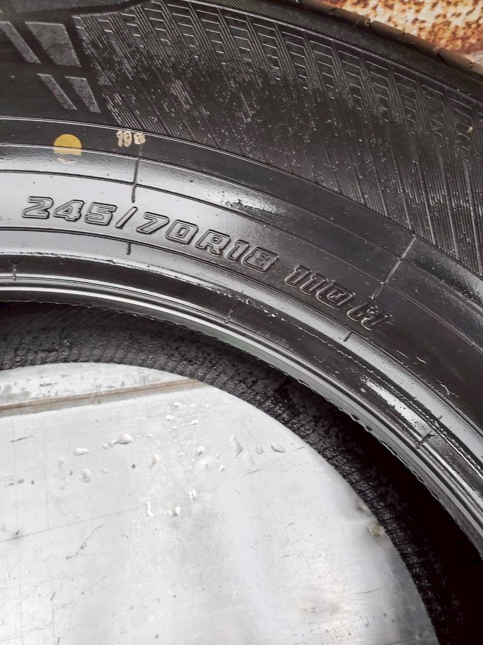 新車外し 2024年製造 245/70R18 ヨコハマ ジオランダー X-CV G057 ①