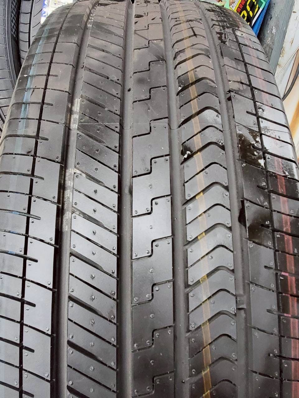 新車外し 2024年製造 245/70R18 ヨコハマ ジオランダー X-CV G057 ①