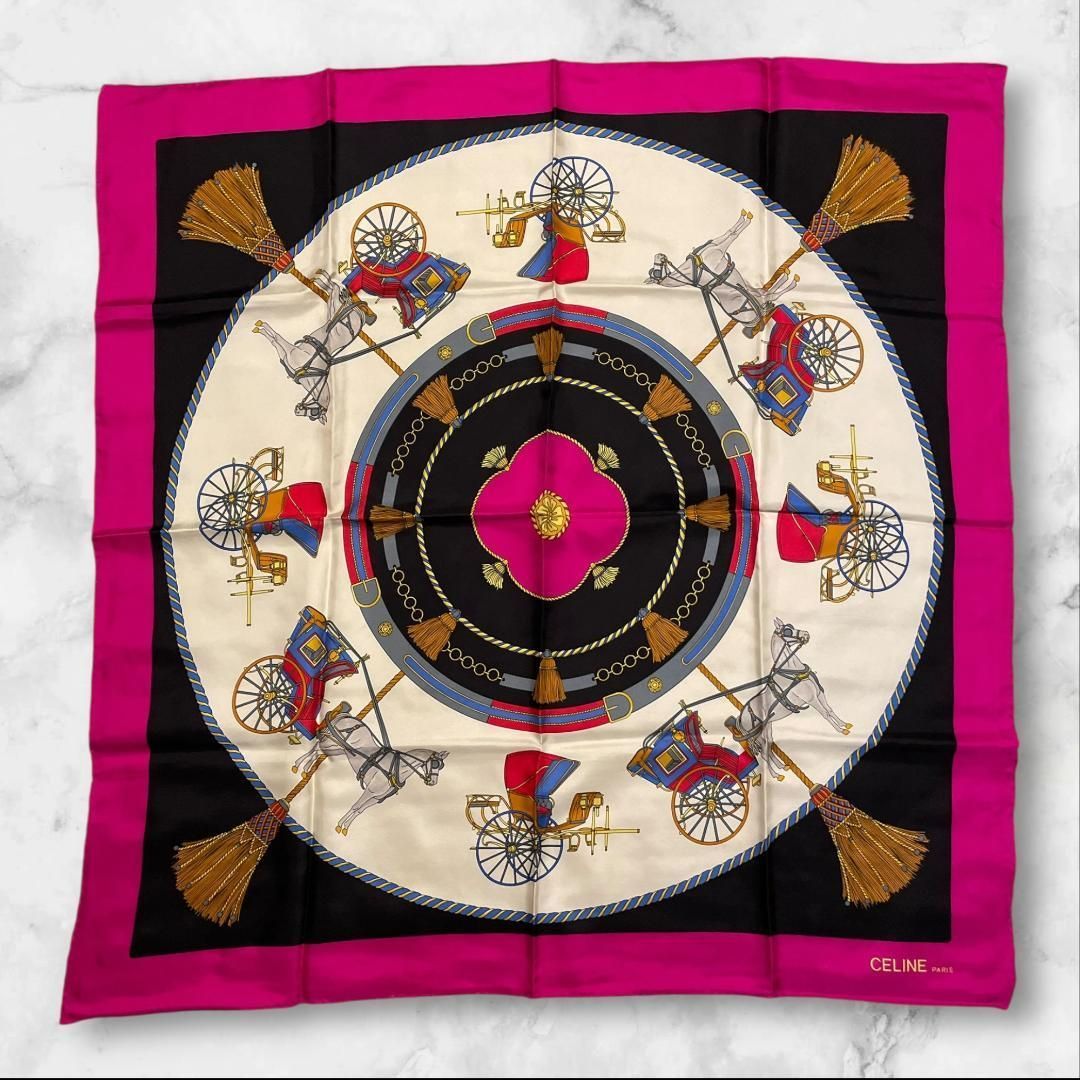 CELINE セリーヌ 大判シルクスカーフ 馬車柄 ピンク 未使用級 - メルカリ