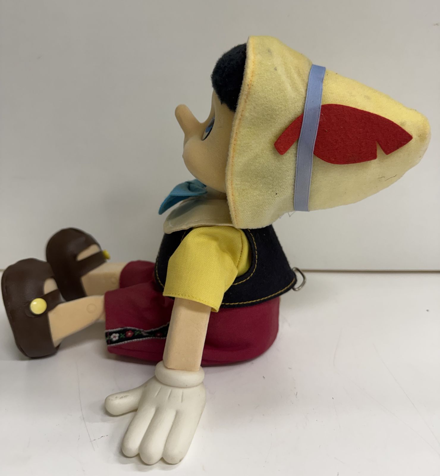 レトロ】ディズニー「ピノキオ」首振り機能付きオルゴール人形 - メルカリ