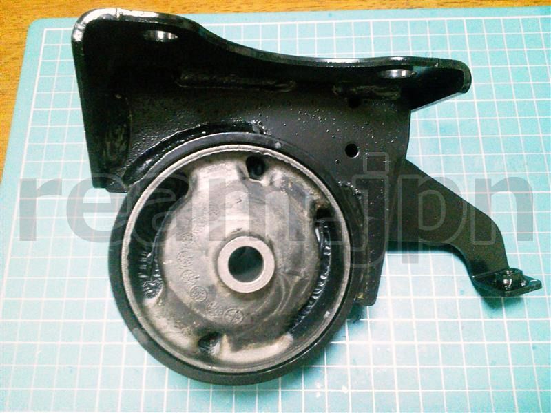 新品未使用】トヨタ MR-2 エンジンマウントインシュレーター FR 純正