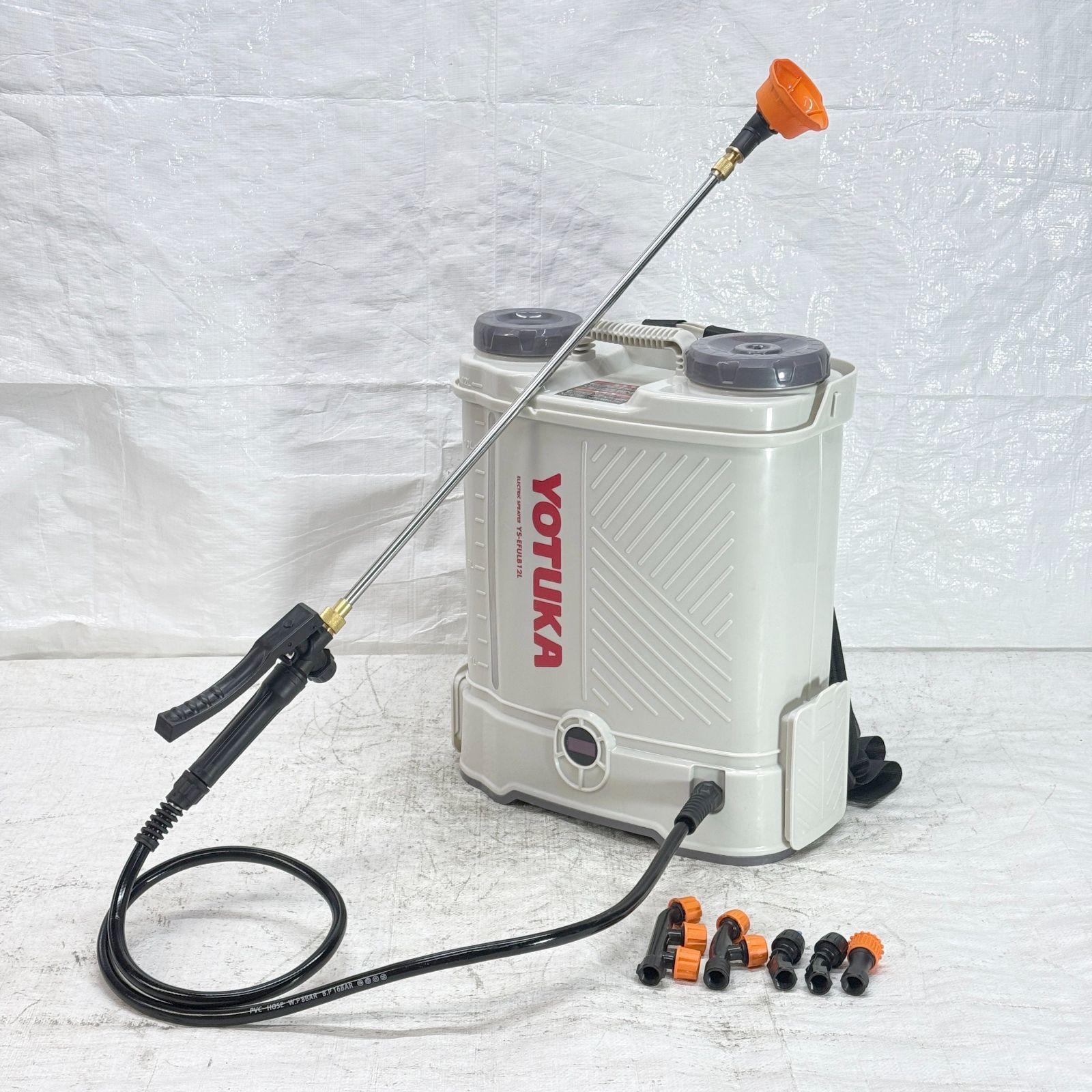 【未使用】【展示品】 電動噴霧器 背負い式 12L バッテリー式 ノズル6種付 かき混ぜ機能付き ホワイト YS-EFULB12L 【1471】