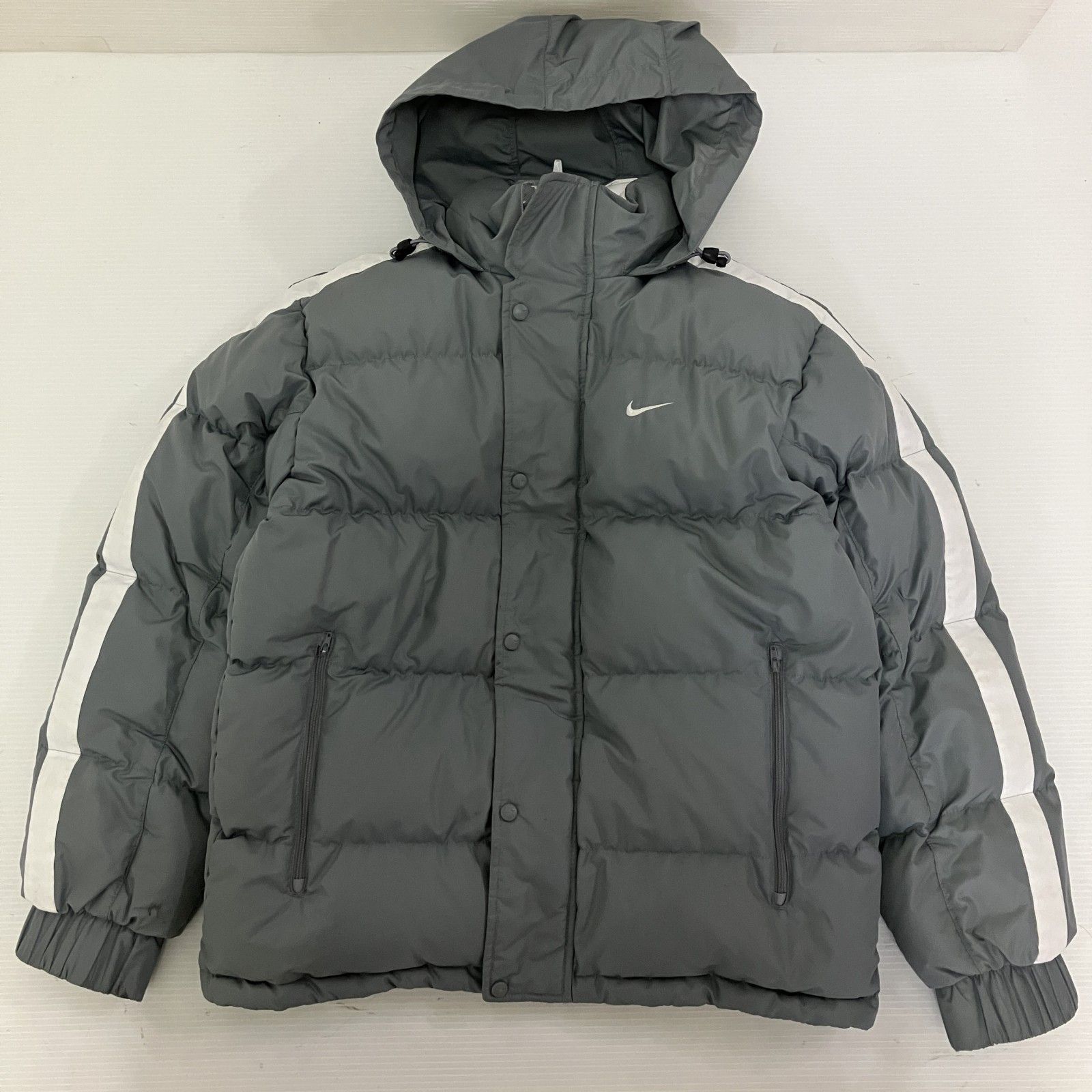 ◇ NIKE ナイキ ダウンジャケット アウター グレー フード付き ジップ 