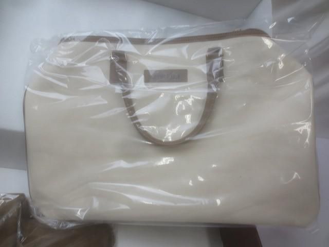 韓流 防弾少年団 BTS MERCH BOX #17 LAYOVER テテ テヒョン ボストン