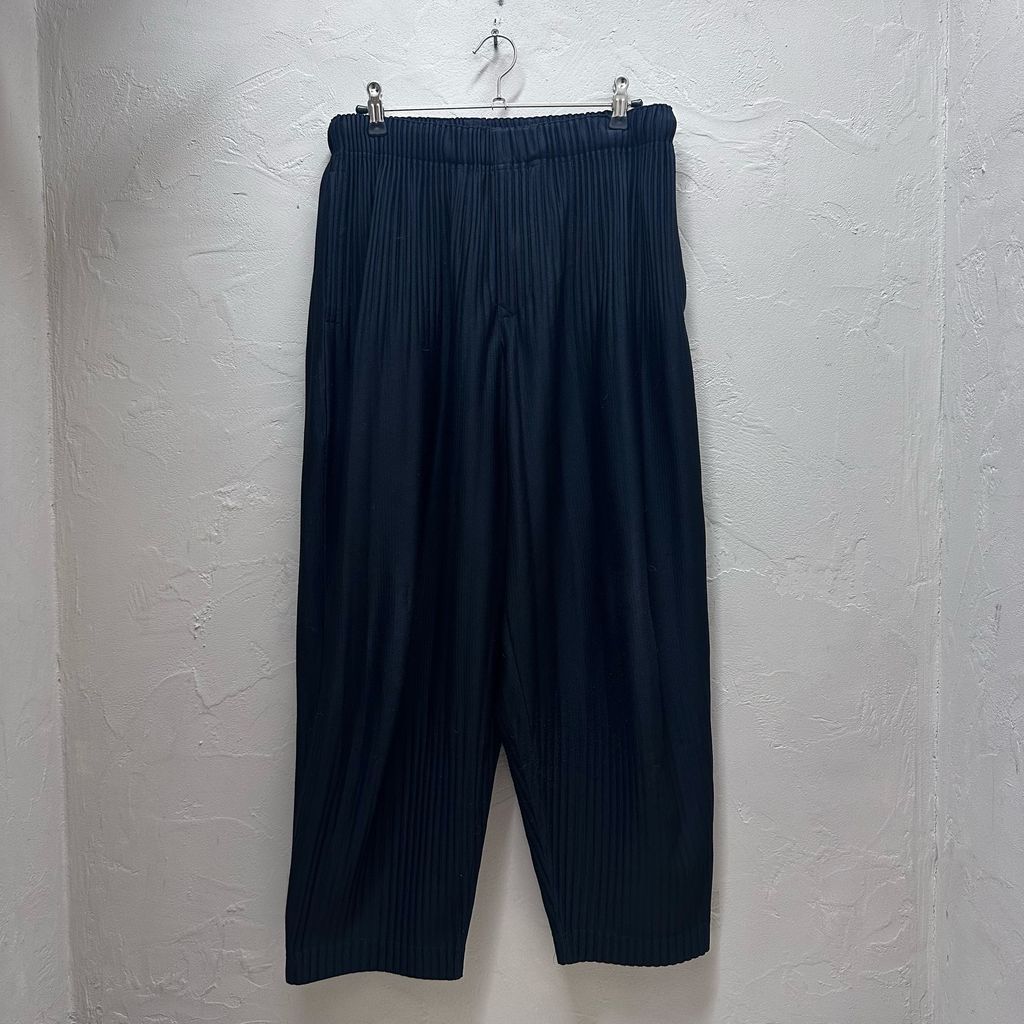 オムプリッセ　消しプリーツパンツ HOMME PLISSE ISSEY MIYAKE(オムプリッセイッセイミヤケ) erasable