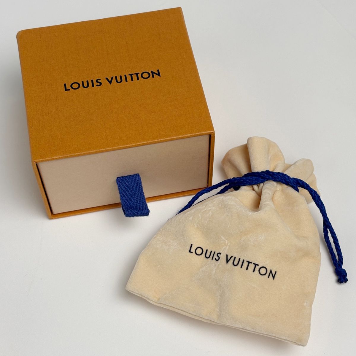 ルイ・ヴィトン Louis Vuitton ブラスレ フォール イン ラブ 腕輪 