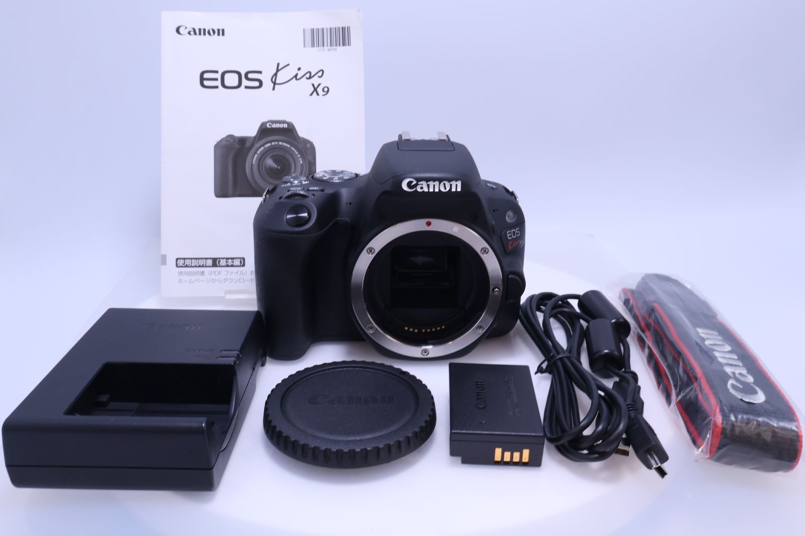 Canonほぼ新品一眼レフ - 341回 ほぼ新品Canon EOS Kiss X9 ブラック 