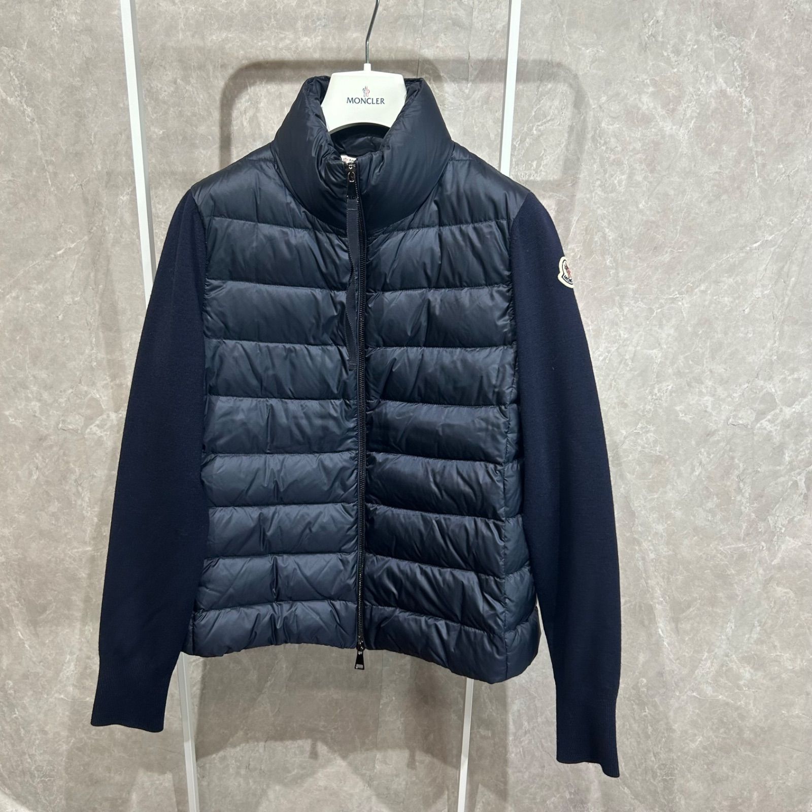 MONCLER モンクレールハイブリッドダウンニットネイビーS - メルカリ
