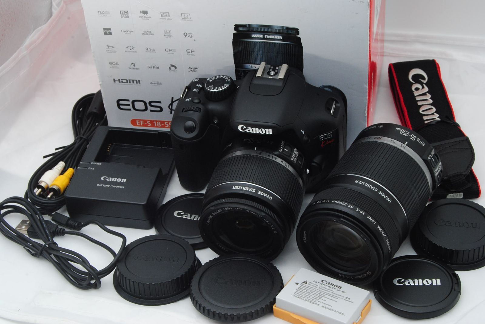17ショット！新品級 ☆ Canon EOS Kiss X4 ダブルズームキット 