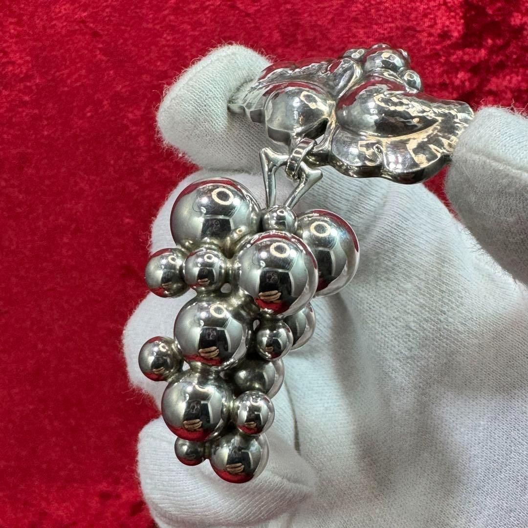 ブローチ 美品 ♯217B 葡萄 ジョージジェンセン/GEORG JENSEN - メルカリ