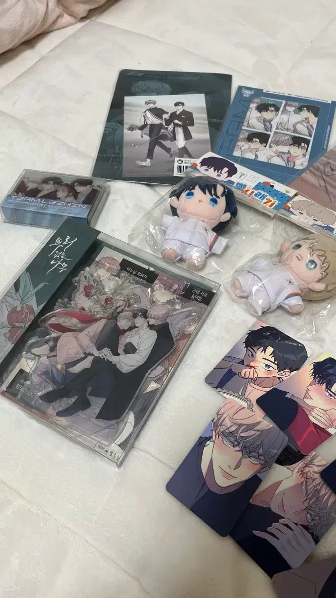根無しの木 まとめ売り トレカ アクスタ 韓国BL 韓国 コミック グッズ