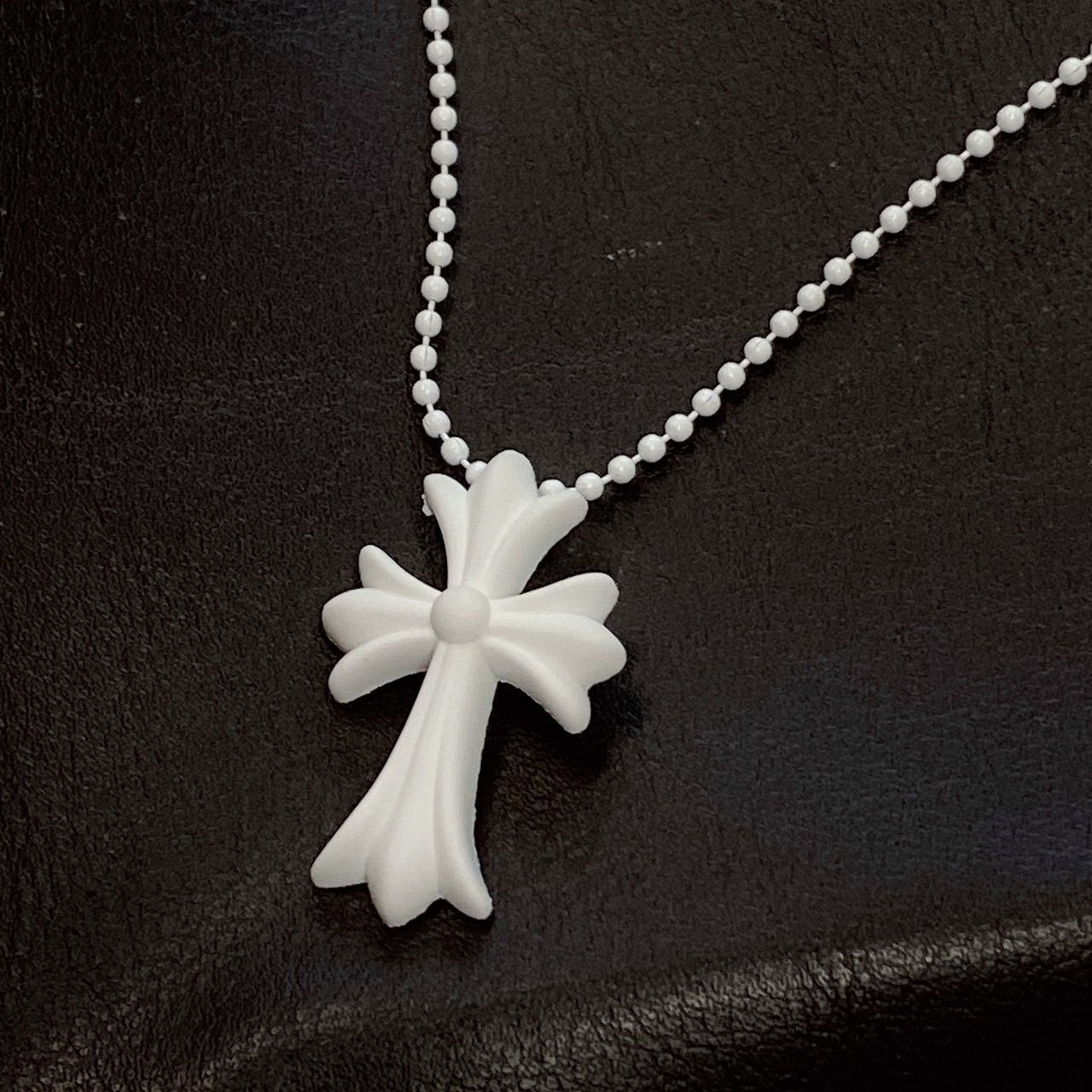 送料無料】ラバークロスネックレス 十字架 シリコン ロング ユニ