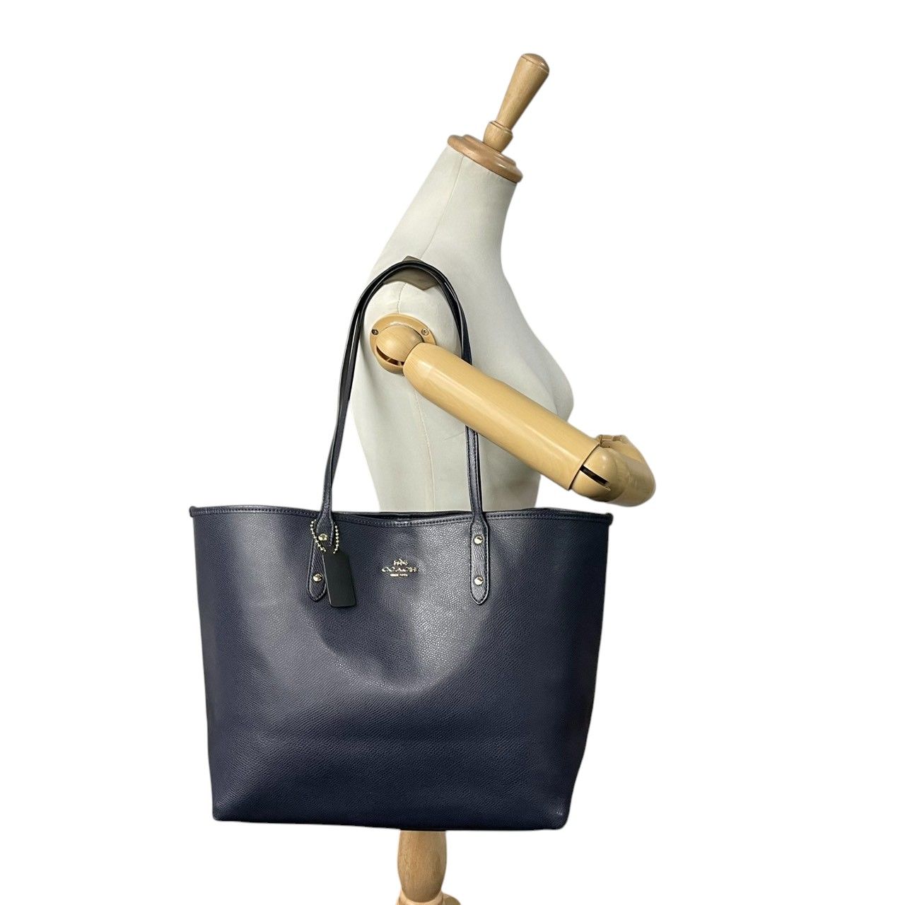 極美品 美品 コーチ シティ トートバッグ ビジネス A4可 レザー 極美品 美品 コーチ シティ トートバッグ ビジネス A4可 レザー