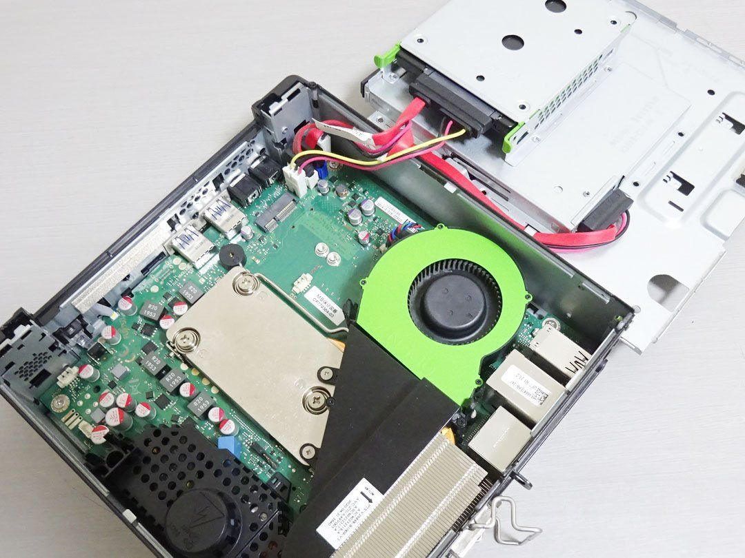 FUJITSU ESPRIMO Q558/B Core i5 9500T 2.20GHz/8GB/SSD 256GB