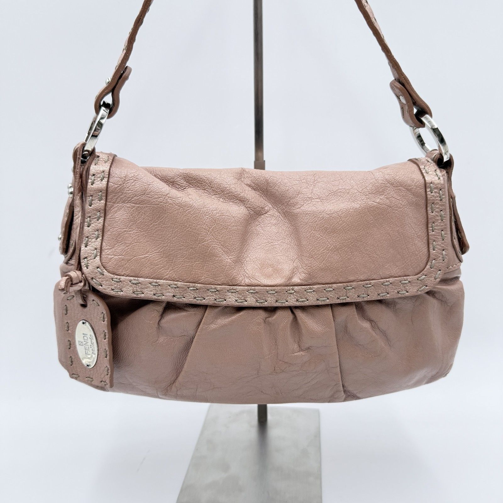 FENDI（フェンディ）セレリア レザー ハンドバッグ ピンク系 シルバー 