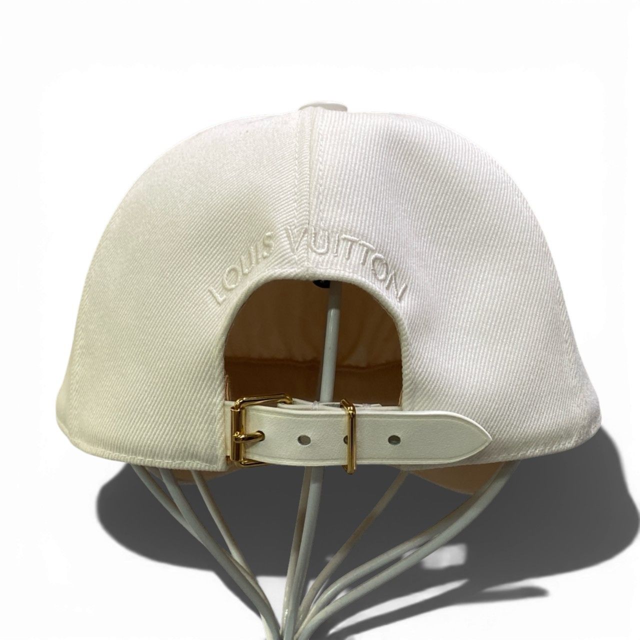 b17 LOUIS VUITTON ルイヴィトン 2023ss ロゴシティ キャップ 帽子 ホワイト メンズ イタリア製 b17 LOUIS VUITTON ルイヴィトン 2023ss ロゴシティ キャップ 帽子