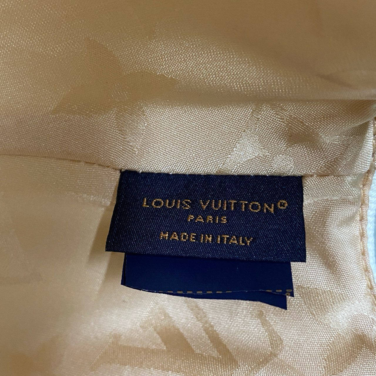 b17 LOUIS VUITTON ルイヴィトン 2023ss ロゴシティ キャップ 帽子