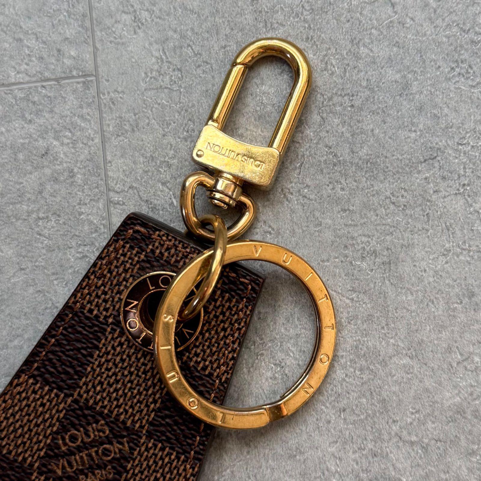 美品 LOUIS VUITTON ルイヴィトン キーホルダー キーリング 