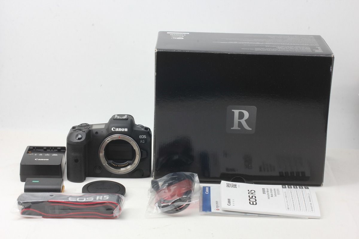 キヤノン Canon EOS R5 ボディ ブラック 13000ショット以下 付属品完備