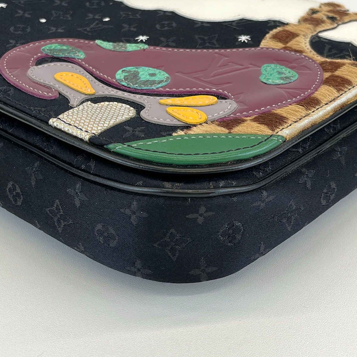 LOUIS VUITTON ルイ・ヴィトン コントドゥフェ ミュゼット ショルダー 