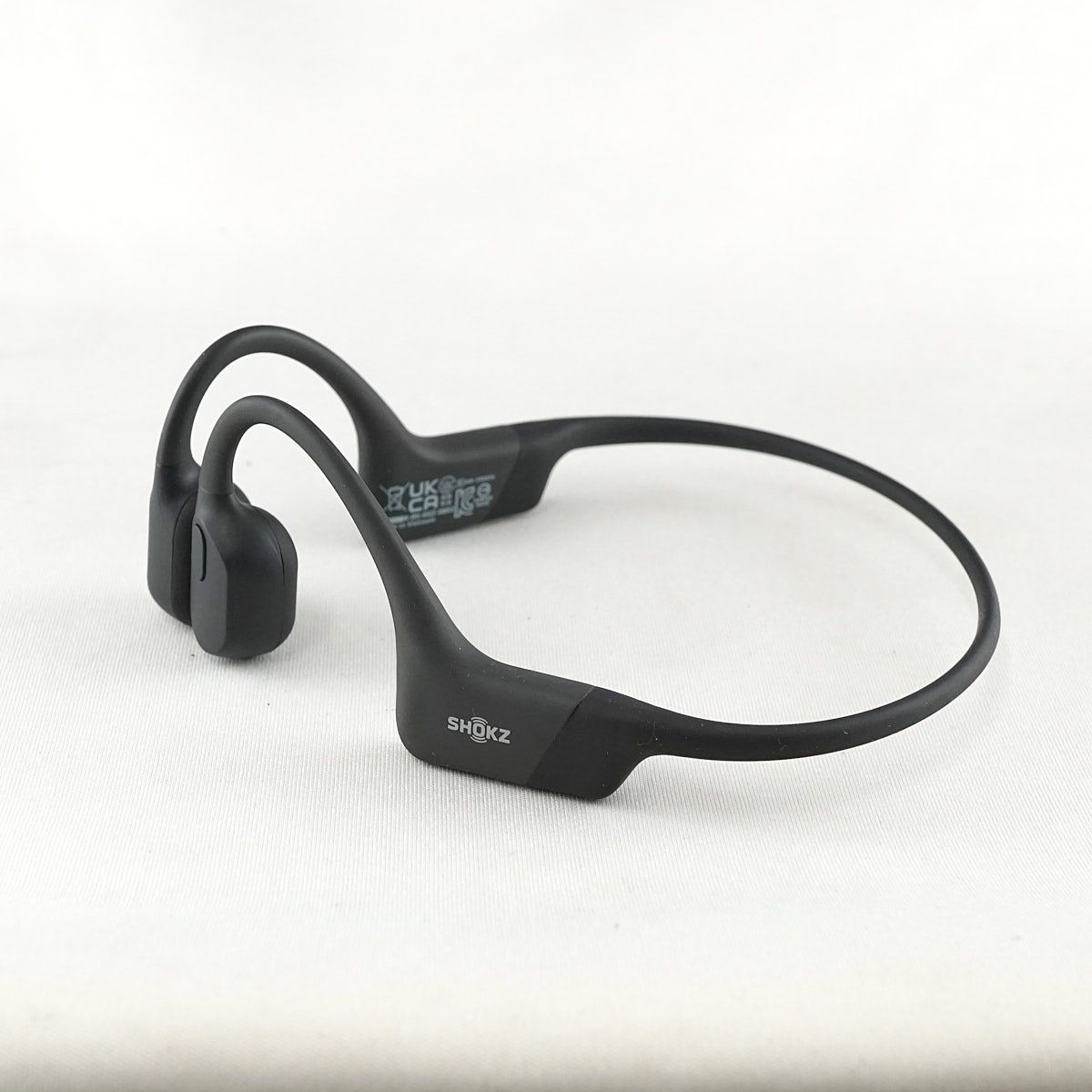 Shokz OpenRun mini 骨伝導イヤホン USED美品 SKZ-EP-000012 ブラック