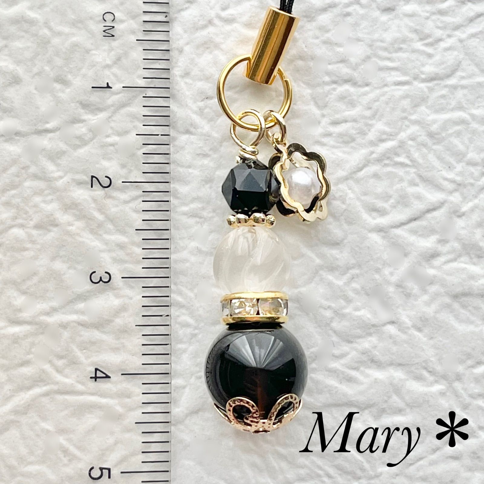 厄除け】1927 オニキス×ミルキークォーツ×モリオン 天然石 お守り 花