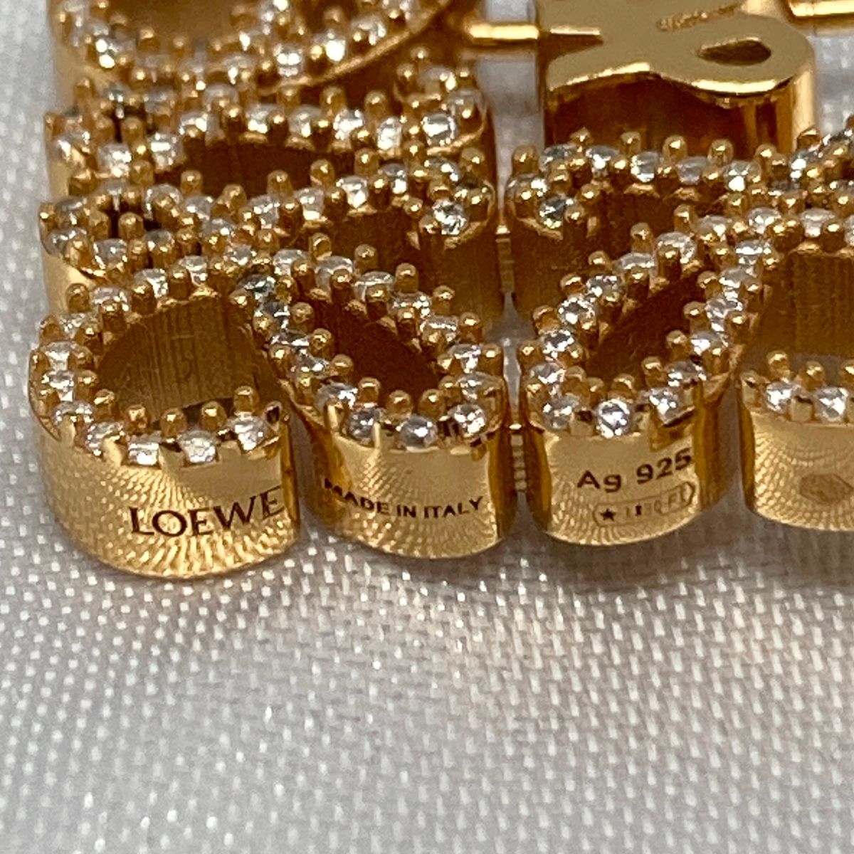 LOEWE ロエベ アナグラム ラインストーン ピアス レディース シルバー 